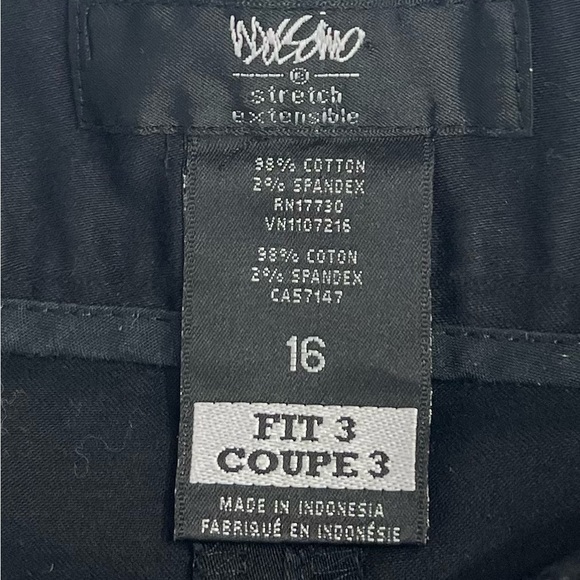 MOSSIMO Plus Size 16 Lady’s Black Walking Shorts, 10.5 Inch Inseam, Preloved - Picture 8 of 8